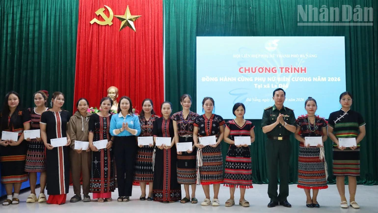 Đà Nẵng: Chuỗi hoạt động ý nghĩa “Đồng hành cùng phụ nữ biên cương” Đà Nẵng: Chuỗi hoạt động ý nghĩa “Đồng hành cùng phụ nữ biên cương”