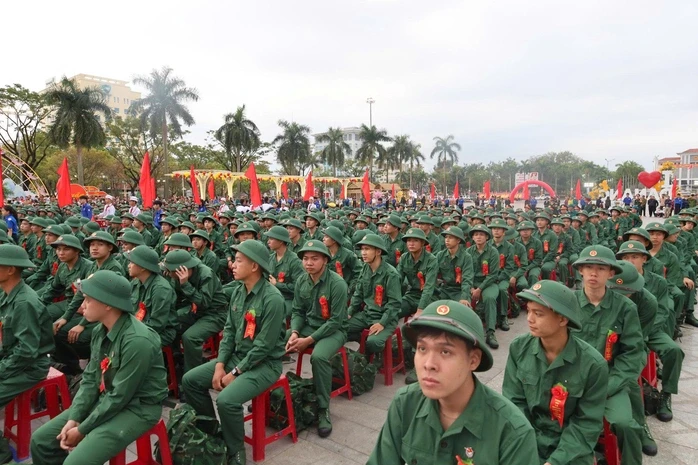 Đà Nẵng giao quân năm 2026: Hơn 4.600 thanh niên lên đường nhận nhiệm vụ Đà Nẵng giao quân năm 2026: Hơn 4.600 thanh niên lên đường nhận nhiệm vụ