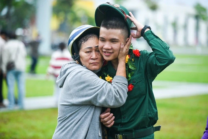 Đà Nẵng giao quân năm 2026: Hơn 4.600 thanh niên lên đường nhận nhiệm vụ Đà Nẵng giao quân năm 2026: Hơn 4.600 thanh niên lên đường nhận nhiệm vụ