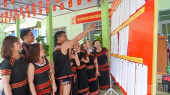 Đà Nẵng: Xã vùng cao Trà Leng hòa nhịp vào ngày hội non sông