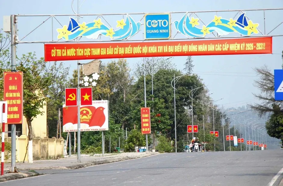 Đặc khu Cô Tô sẵn sàng cho ngày hội lớn nơi đầu sóng Đặc khu Cô Tô sẵn sàng cho ngày hội lớn nơi đầu sóng