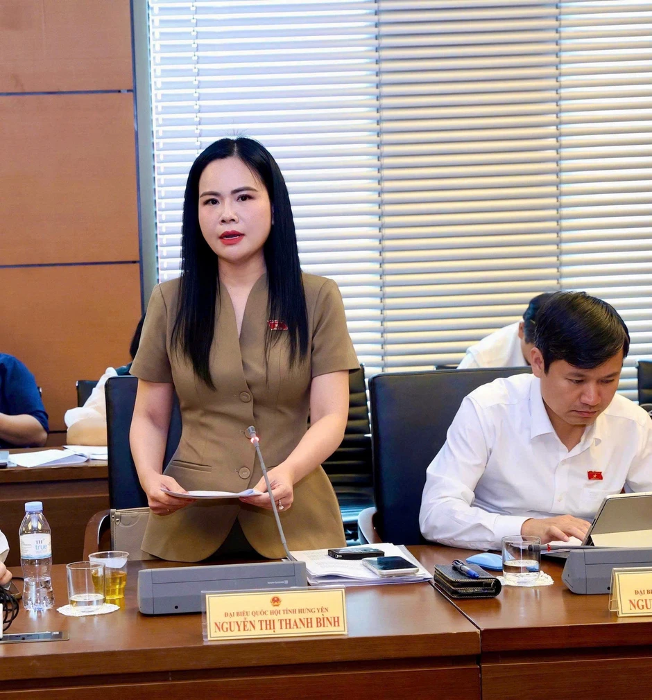 Đại biểu Quốc hội đề nghị bổ sung thẩm quyền cho tỉnh về khu thương mại tự do Đại biểu Quốc hội đề nghị bổ sung thẩm quyền cho tỉnh về khu thương mại tự do