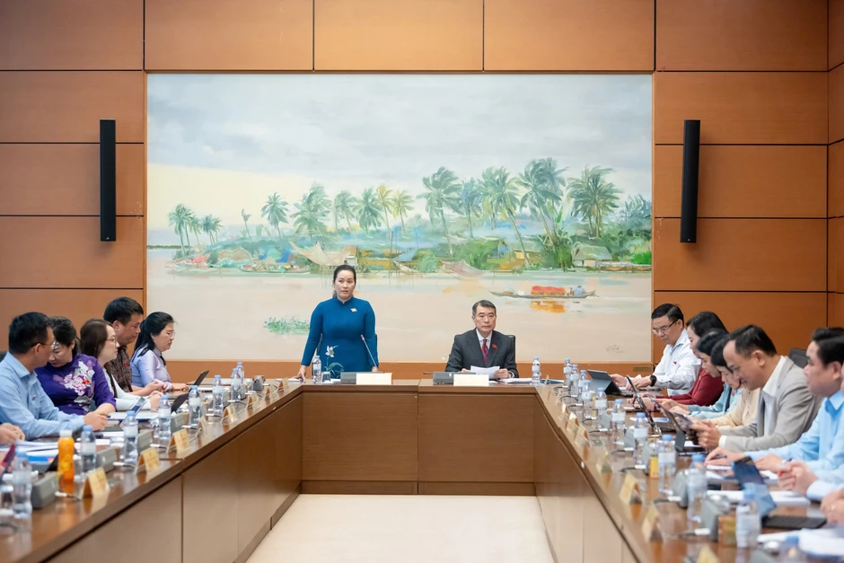 Đại biểu Quốc hội đề xuất nghiên cứu cấm trẻ em dùng mạng xã hội Đại biểu Quốc hội đề xuất nghiên cứu cấm trẻ em dùng mạng xã hội