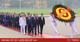 Đại biểu Quốc hội khóa XVI vào Lăng viếng Chủ tịch Hồ Chí Minh