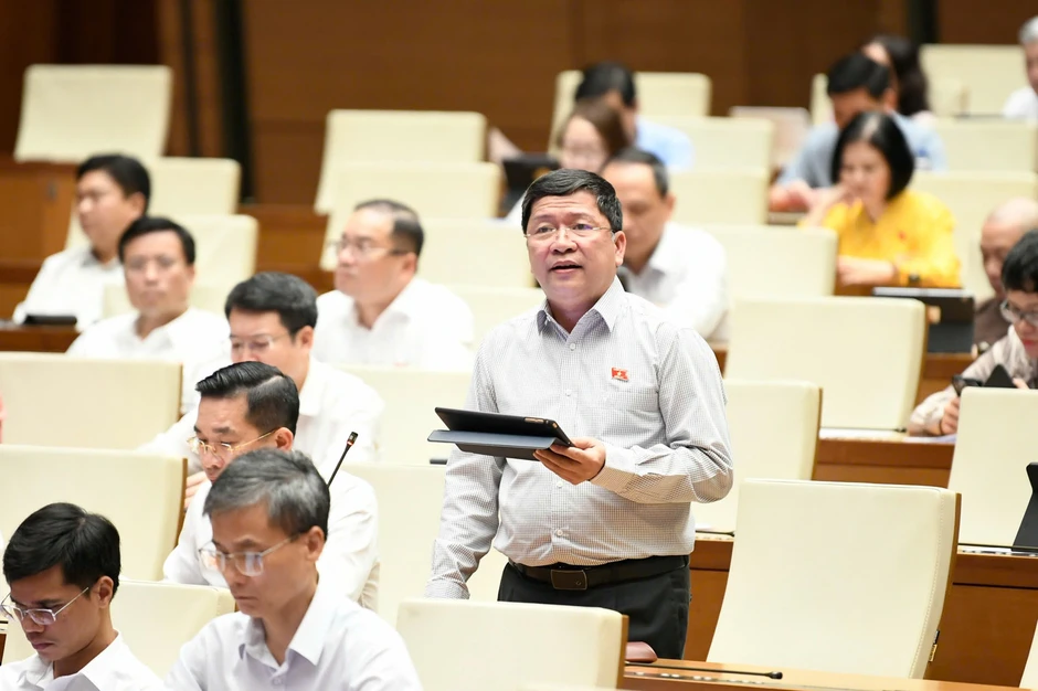Đại biểu Quốc hội: Trao 'chìa khóa vàng' thể chế để Hà Nội phát triển Đại biểu Quốc hội: Trao 'chìa khóa vàng' thể chế để Hà Nội phát triển