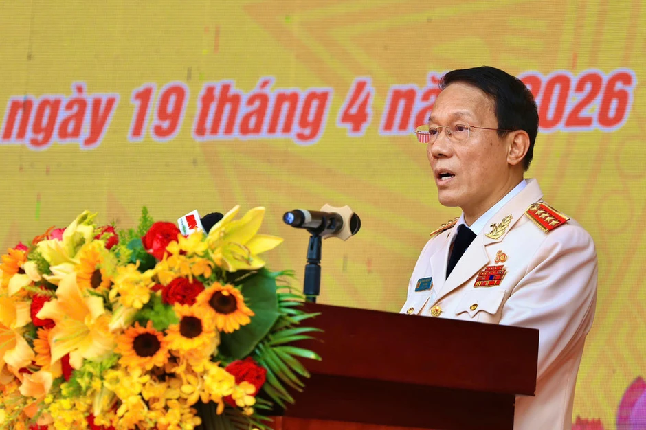 Đại học Cảnh sát nhân dân đón nhận danh hiệu Anh hùng lực lượng vũ trang nhân dân Đại học Cảnh sát nhân dân đón nhận danh hiệu Anh hùng lực lượng vũ trang nhân dân