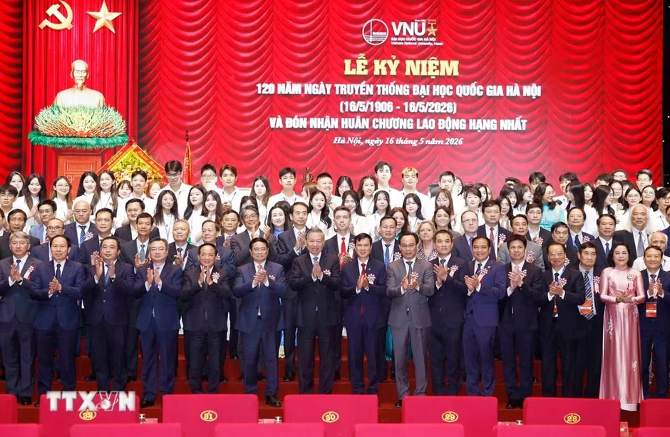'Đại học Quốc gia Hà Nội tiếp tục vươn lên trở thành biểu tượng của trí tuệ Việt Nam' 'Đại học Quốc gia Hà Nội tiếp tục vươn lên trở thành biểu tượng của trí tuệ Việt Nam'