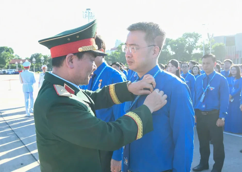 Đại hội đại biểu toàn quốc Đoàn TNCS Hồ Chí Minh lần thứ XIII bước vào ngày làm việc thứ nhất Đại hội đại biểu toàn quốc Đoàn TNCS Hồ Chí Minh lần thứ XIII bước vào ngày làm việc thứ nhất