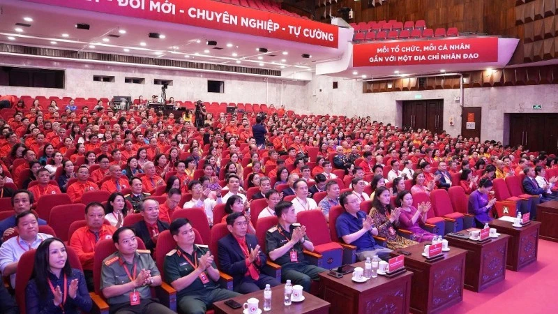 Đại hội đại biểu toàn quốc Hội Chữ thập đỏ Việt Nam lần thứ XII bước vào phiên làm việc thứ nhất Đại hội đại biểu toàn quốc Hội Chữ thập đỏ Việt Nam lần thứ XII bước vào phiên làm việc thứ nhất