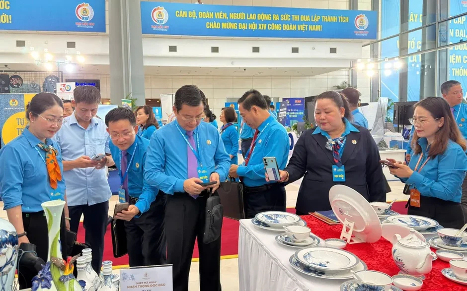 Đại hội XIV Công đoàn Việt Nam: Tôn vinh trí tuệ, bản lĩnh giai cấp công nhân Đại hội XIV Công đoàn Việt Nam: Tôn vinh trí tuệ, bản lĩnh giai cấp công nhân
