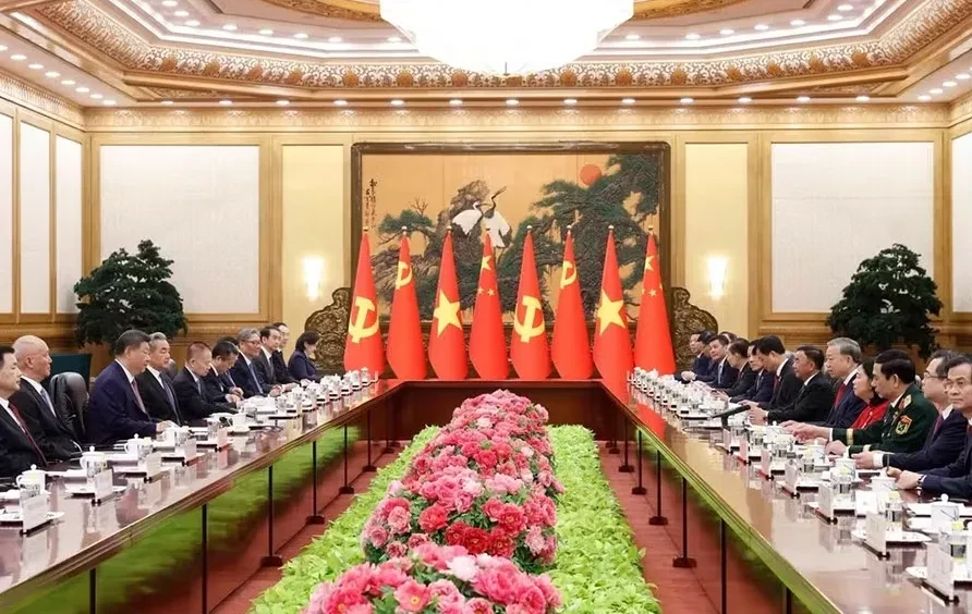 Đại sứ Hà Vĩ: Trung Quốc luôn muốn đứng kề vai sát cánh cùng Việt Nam