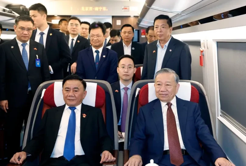 Đại sứ Hà Vĩ: Trung Quốc luôn muốn đứng kề vai sát cánh cùng Việt Nam