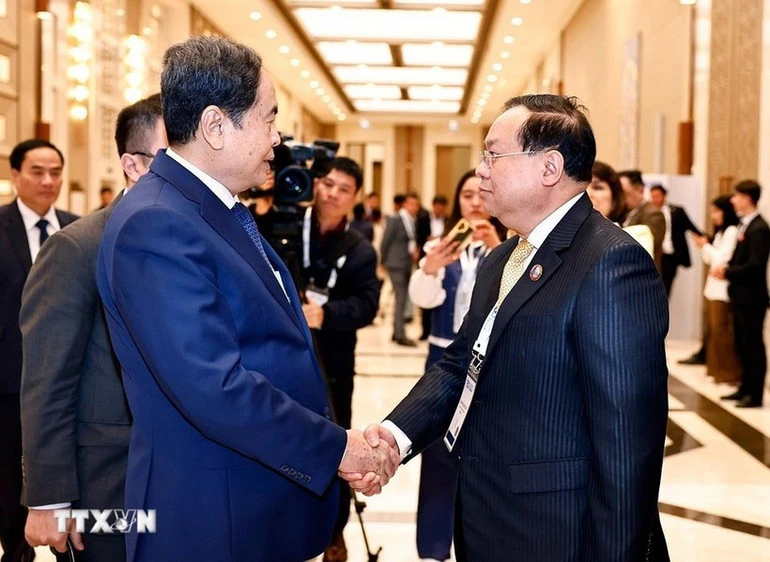 Đại sứ Lào Khamphao Ernthavanh: Niềm tin vào vai trò của Quốc hội Việt Nam trong hội nhập