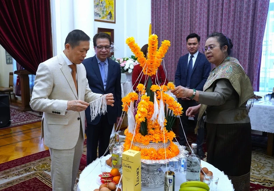 Đại sứ quán Việt Nam tại Nga chúc Tết Lào, thắt chặt tình hữu nghị truyền thống Đại sứ quán Việt Nam tại Nga chúc Tết Lào, thắt chặt tình hữu nghị truyền thống