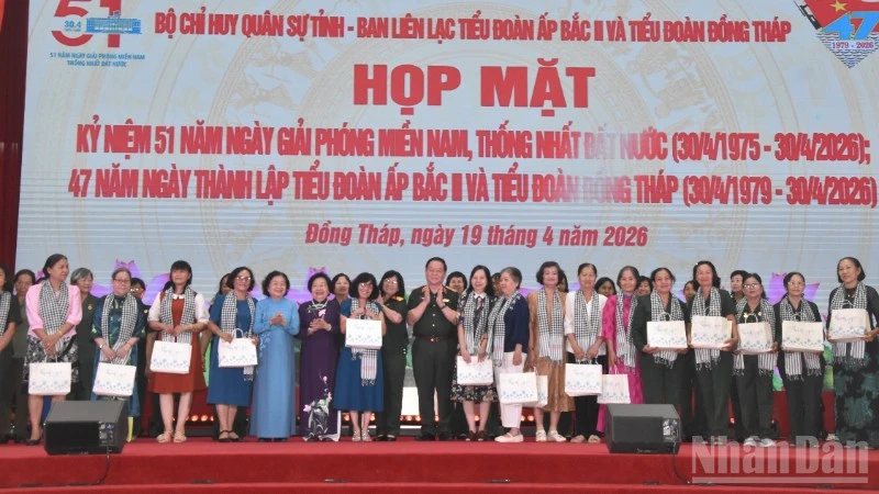 Đại tướng Nguyễn Trọng Nghĩa dự họp mặt tại Đồng Tháp Đại tướng Nguyễn Trọng Nghĩa dự họp mặt tại Đồng Tháp
