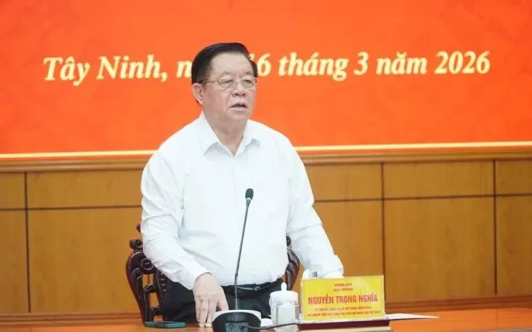 Đại tướng Nguyễn Trọng Nghĩa làm việc với Ban Thường vụ Tỉnh ủy Tây Ninh Đại tướng Nguyễn Trọng Nghĩa làm việc với Ban Thường vụ Tỉnh ủy Tây Ninh