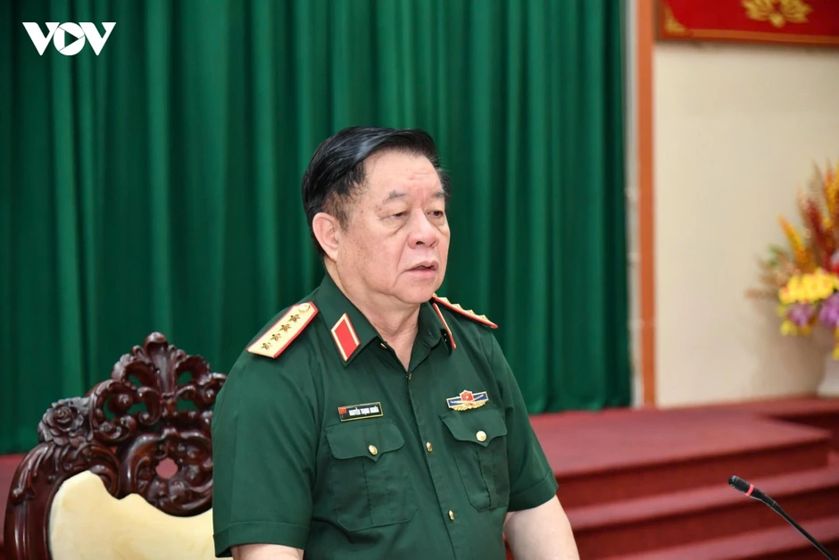 Đại tướng Nguyễn Trọng Nghĩa làm việc với Bộ Tư lệnh Quân khu 9 Đại tướng Nguyễn Trọng Nghĩa làm việc với Bộ Tư lệnh Quân khu 9