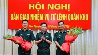 Đại tướng Phan Văn Giang chủ trì hội nghị bàn giao nhiệm vụ Tư lệnh Quân khu 1
