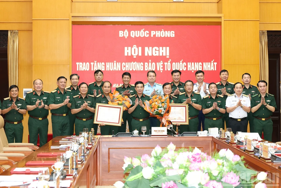 Đại tướng Phan Văn Giang chủ trì Hội nghị giao ban Bộ Quốc phòng tháng 9