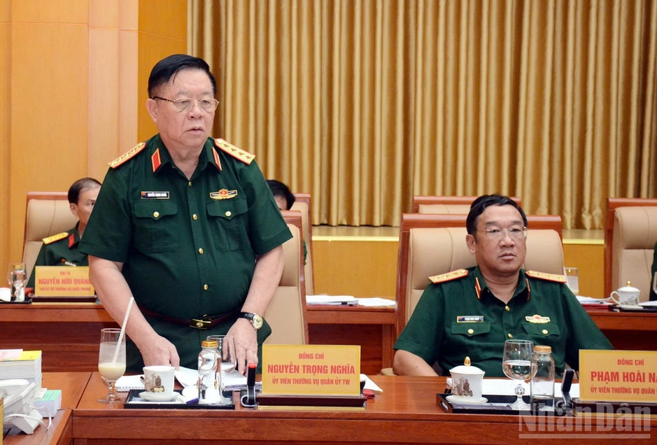 Đại tướng Phan Văn Giang chủ trì Hội nghị Quân ủy Trung ương Đại tướng Phan Văn Giang chủ trì Hội nghị Quân ủy Trung ương