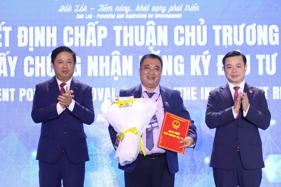 Đại tướng Phan Văn Giang: Đắk Lắk cần tháo gỡ điểm nghẽn để phát triển Đại tướng Phan Văn Giang: Đắk Lắk cần tháo gỡ điểm nghẽn để phát triển