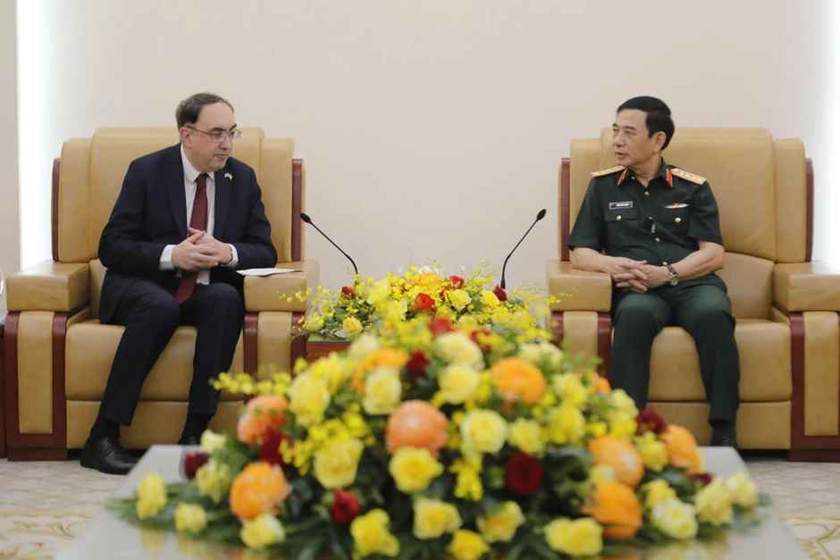 Đại tướng Phan Văn Giang tiếp Đại sứ Armenia tại Việt Nam Đại tướng Phan Văn Giang tiếp Đại sứ Armenia tại Việt Nam