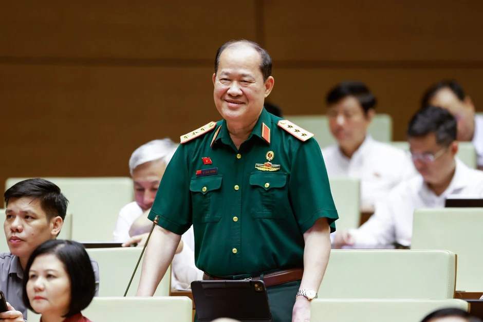 Đại tướng Phan Văn Giang: “Xã cũng phải có thao trường"