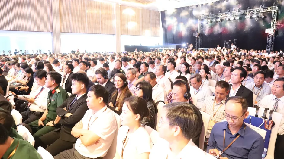 Đắk Lắk cần tập trung tháo gỡ các điểm nghẽn phát triển Đắk Lắk cần tập trung tháo gỡ các điểm nghẽn phát triển