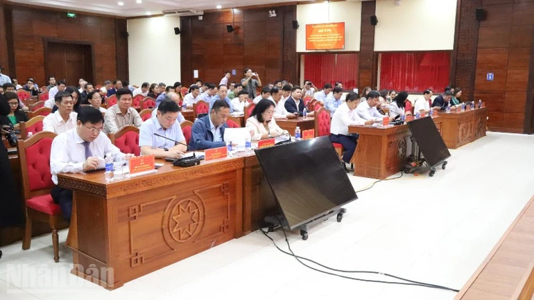 Đắk Lắk công bố kết quả và danh sách người trúng cử đại biểu Hội đồng nhân dân tỉnh nhiệm kỳ 2026-2031 Đắk Lắk công bố kết quả và danh sách người trúng cử đại biểu Hội đồng nhân dân tỉnh nhiệm kỳ 2026-2031