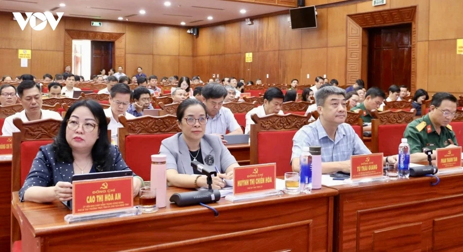 Đắk Lắk đưa nghị quyết vào các chỉ tiêu phát triển kinh tế - xã hội Đắk Lắk đưa nghị quyết vào các chỉ tiêu phát triển kinh tế - xã hội