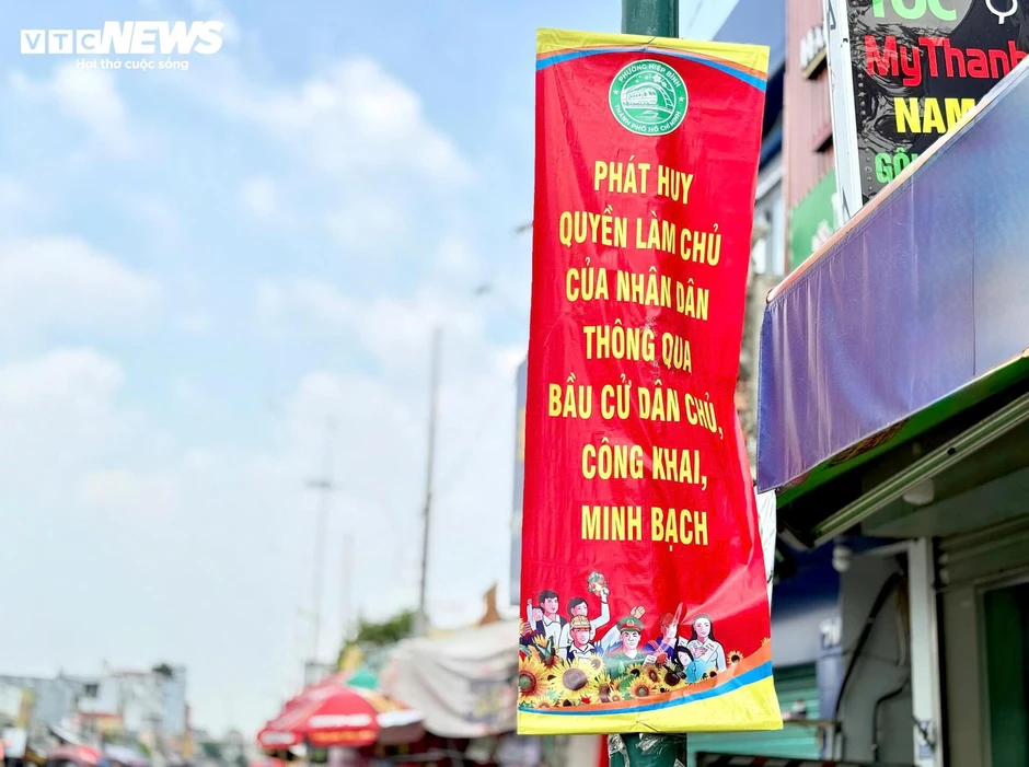 Dân chủ trong bầu cử: Nhìn từ quyền lựa chọn và quyền được lựa chọn