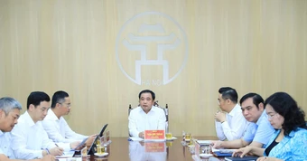 Dân hỏi về giá bồi thường đất, tái định cư, Bí thư Hà Nội yêu cầu xử lý dứt điểm