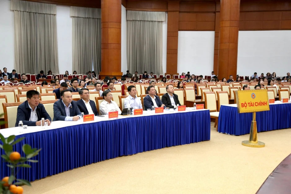 Đảng bộ Bộ Tài chính học tập, quán triệt, triển khai Nghị quyết số 79 và 80 của Bộ Chính trị Đảng bộ Bộ Tài chính học tập, quán triệt, triển khai Nghị quyết số 79 và 80 của Bộ Chính trị
