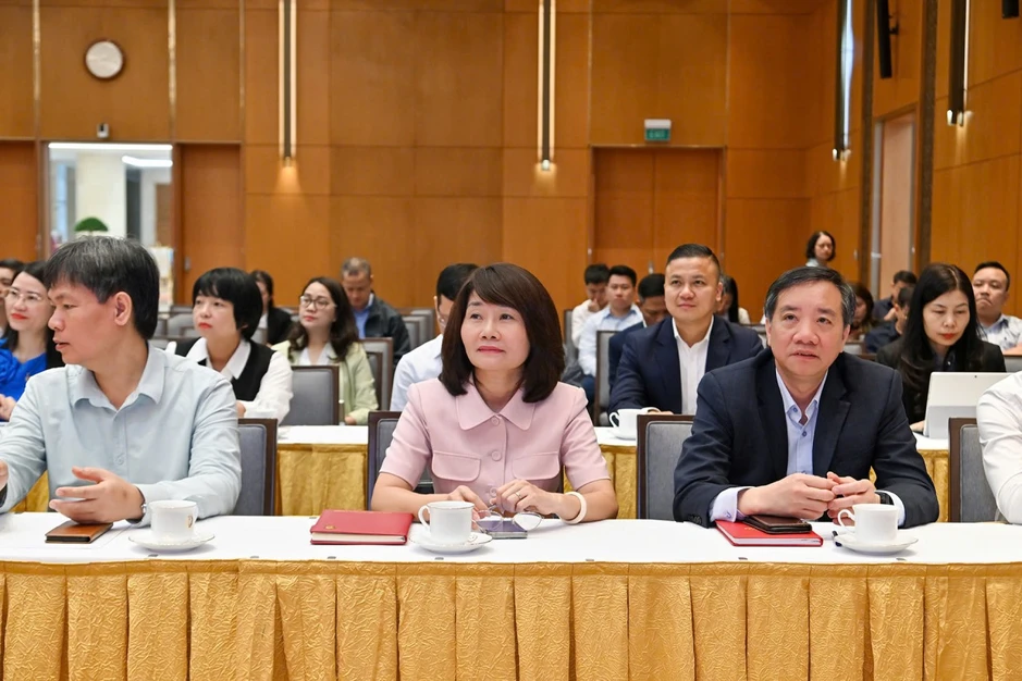 Đảng bộ Bộ Tài chính hưởng ứng Cuộc thi chính luận về bảo vệ nền tảng tư tưởng của Đảng trong Đảng bộ Chính phủ lần thứ 2