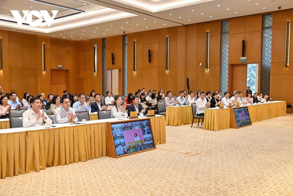 Đảng bộ Chính phủ phát động Cuộc thi chính luận về bảo vệ nền tảng tư tưởng Đảng bộ Chính phủ phát động Cuộc thi chính luận về bảo vệ nền tảng tư tưởng