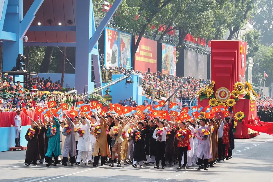 Đảng bộ, Chính quyền và Nhân dân Thành phố Hồ Chí Minh thực hiện trọn vẹn ước mong độc lập, thống nhất non sông của Chủ tịch Hồ Chí Minh Đảng bộ, Chính quyền và Nhân dân Thành phố Hồ Chí Minh thực hiện trọn vẹn ước mong độc lập, thống nhất non sông của Chủ tịch Hồ Chí Minh