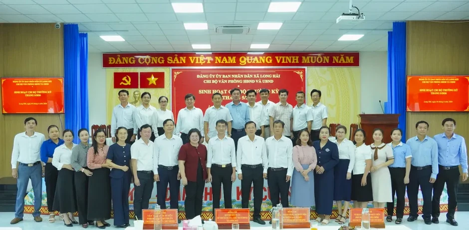 Đảng bộ xã Long Hải nâng cao chất lượng sinh hoạt chi bộ Đảng bộ xã Long Hải nâng cao chất lượng sinh hoạt chi bộ