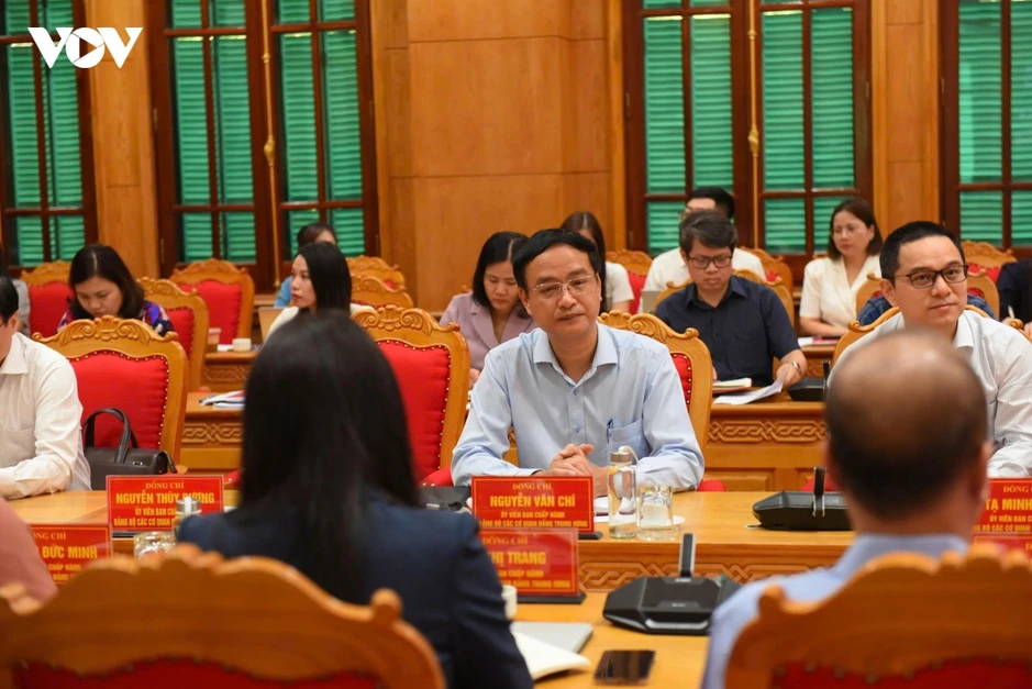 Đảng uỷ các cơ quan Đảng T.Ư tổ chức học tập, triển khai Nghị quyết Trung ương 3 Đảng uỷ các cơ quan Đảng T.Ư tổ chức học tập, triển khai Nghị quyết Trung ương 3