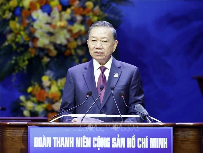 Đất nước cần ở thanh niên một tinh thần mới, trách nhiệm hơn và cống hiến nhiều hơn Đất nước cần ở thanh niên một tinh thần mới, trách nhiệm hơn và cống hiến nhiều hơn