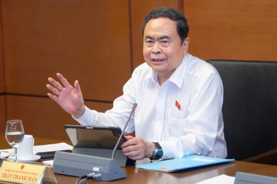 'Đất nước cần thêm nhiều tập đoàn lớn để đạt tăng trưởng hai con số' 'Đất nước cần thêm nhiều tập đoàn lớn để đạt tăng trưởng hai con số'