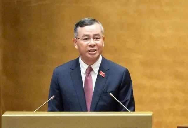 ĐBQH đề nghị quản lý chặt không gian lấn biển, tránh lãng phí quỹ đất mới ĐBQH đề nghị quản lý chặt không gian lấn biển, tránh lãng phí quỹ đất mới