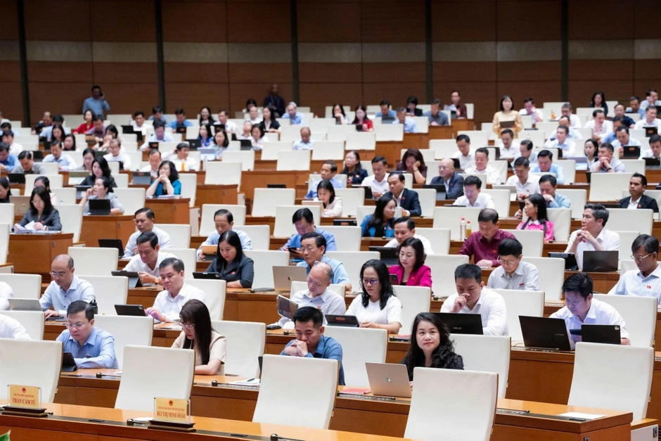 ĐBQH đề nghị quản lý chặt không gian lấn biển, tránh lãng phí quỹ đất mới ĐBQH đề nghị quản lý chặt không gian lấn biển, tránh lãng phí quỹ đất mới
