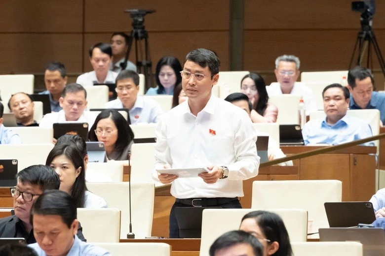 ĐBQH đề nghị quản lý chặt không gian lấn biển, tránh lãng phí quỹ đất mới ĐBQH đề nghị quản lý chặt không gian lấn biển, tránh lãng phí quỹ đất mới