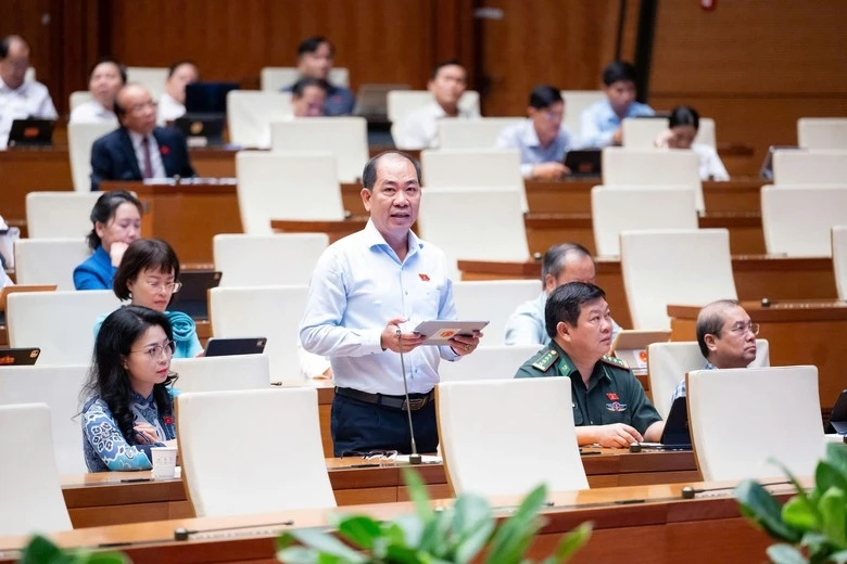 ĐBQH đề nghị quản lý chặt không gian lấn biển, tránh lãng phí quỹ đất mới ĐBQH đề nghị quản lý chặt không gian lấn biển, tránh lãng phí quỹ đất mới