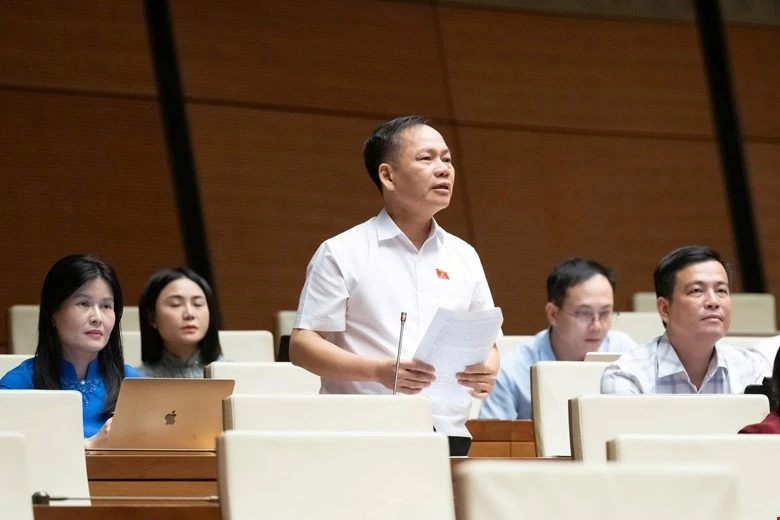 ĐBQH đề xuất cấm xuất cảnh với người lao động vi phạm hợp đồng ở nước ngoài ĐBQH đề xuất cấm xuất cảnh với người lao động vi phạm hợp đồng ở nước ngoài