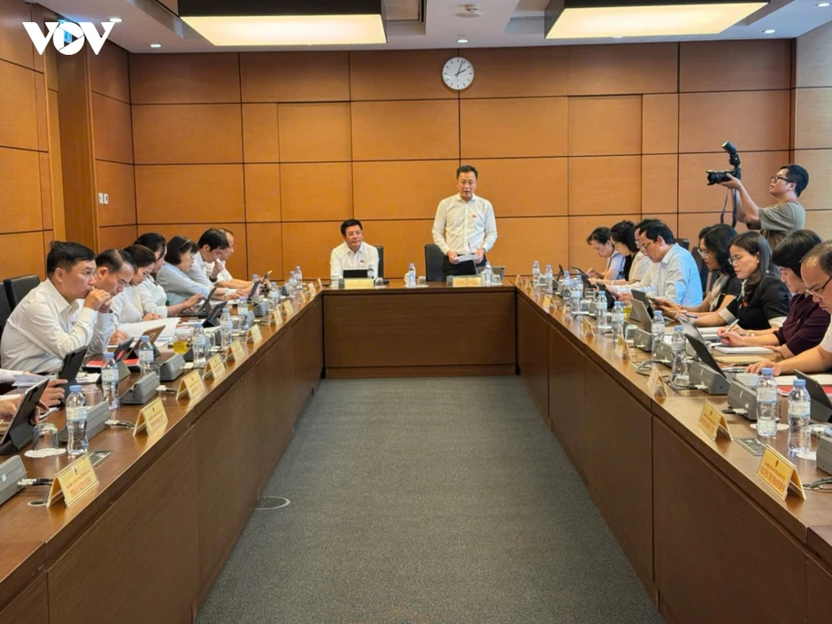 ĐBQH lo cán bộ "làm thì vướng, không làm thì chậm" tại các dự án APEC 2027 ĐBQH lo cán bộ "làm thì vướng, không làm thì chậm" tại các dự án APEC 2027