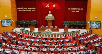 Để công tác chính trị tư tưởng thực sự 'đi trước, mở đường'