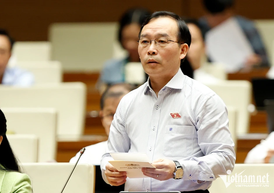 Đề nghị chủ tịch xã được ủy quyền ký giấy kết hôn, chứng tử Đề nghị chủ tịch xã được ủy quyền ký giấy kết hôn, chứng tử