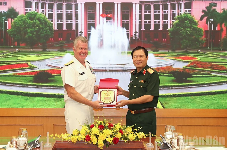 Đề nghị Hoa Kỳ hỗ trợ nâng cao năng lực giám định ADN hài cốt trong chiến tranh Đề nghị Hoa Kỳ hỗ trợ nâng cao năng lực giám định ADN hài cốt trong chiến tranh