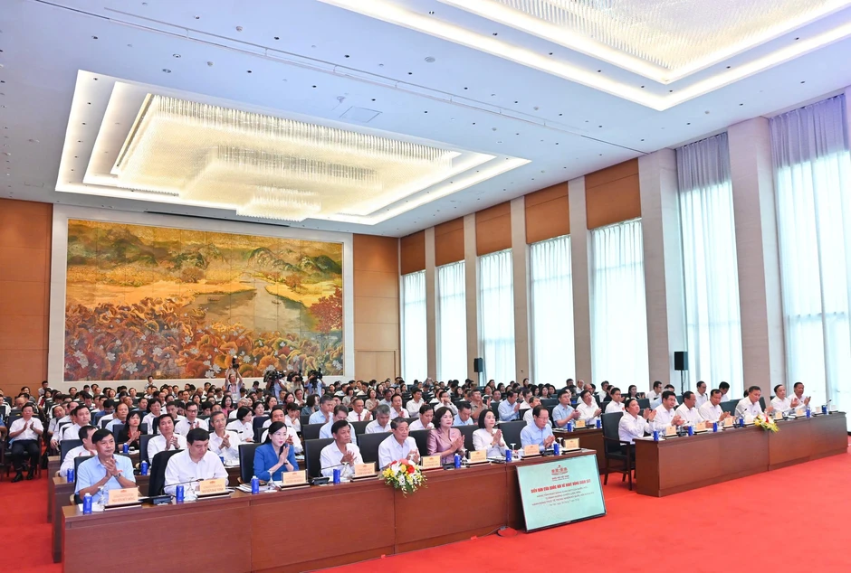 Đề nghị Quốc hội giám sát, làm rõ trách nhiệm quản lý thị trường vàng Đề nghị Quốc hội giám sát, làm rõ trách nhiệm quản lý thị trường vàng
